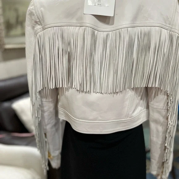 Brand new Diane Von Furstenberg fitted fringe leather jacket in white.Size M - Picture 8 of 8